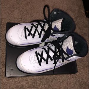 Jordan retro 2s
